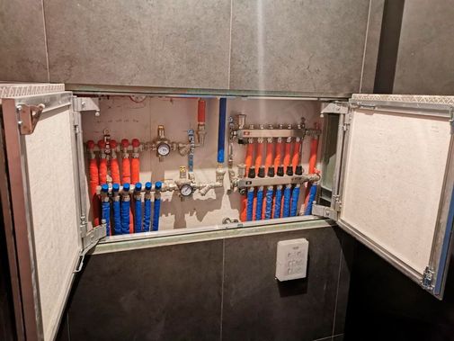 Люк под плитку Секрет 3.0, 2 створки 1050*800 Люк под плитку Секрет 3.0, 2 створки 1050*800