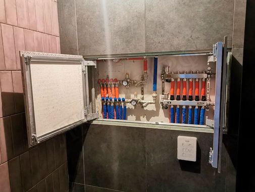 Люк под плитку Секрет 3.0, 2 створки 1050*800 Люк под плитку Секрет 3.0, 2 створки 1050*800