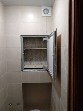 Люк под плитку Нажимной Секрет-Лайт 600*500 Люк под плитку Нажимной Секрет-Лайт 600*500